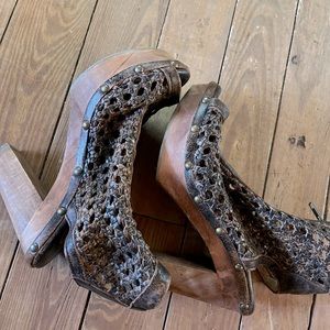 Like New Sbicca Vintage Collection